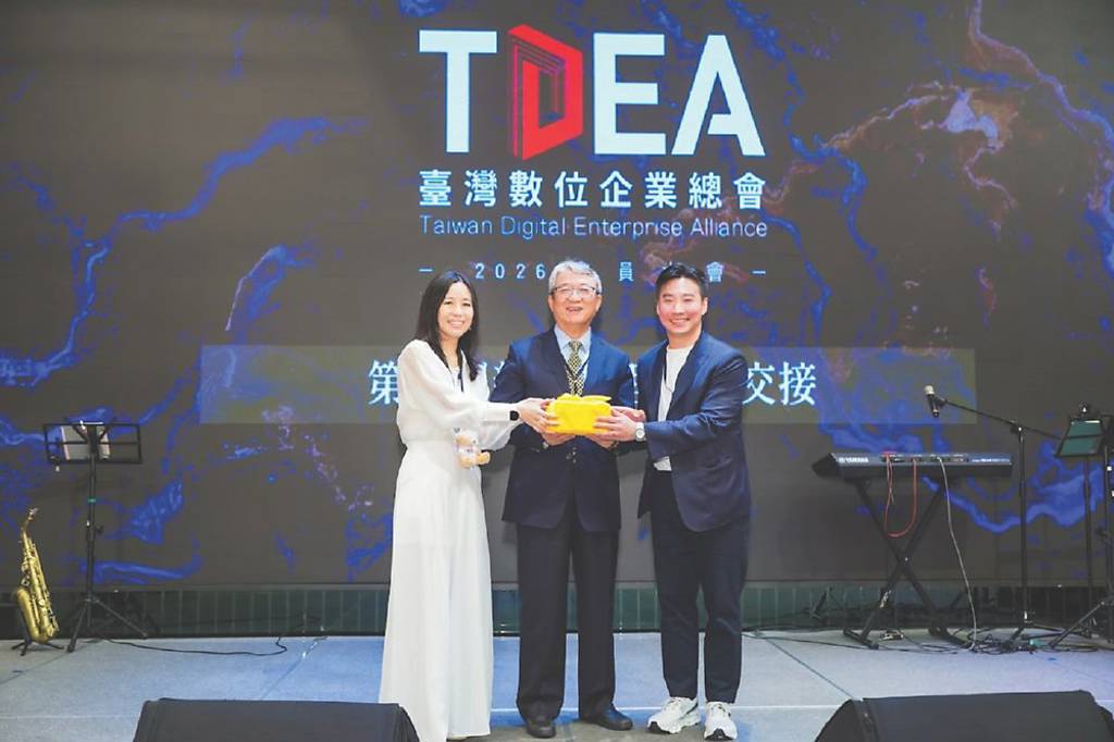 站在AI浪頭上 思索下一步方向