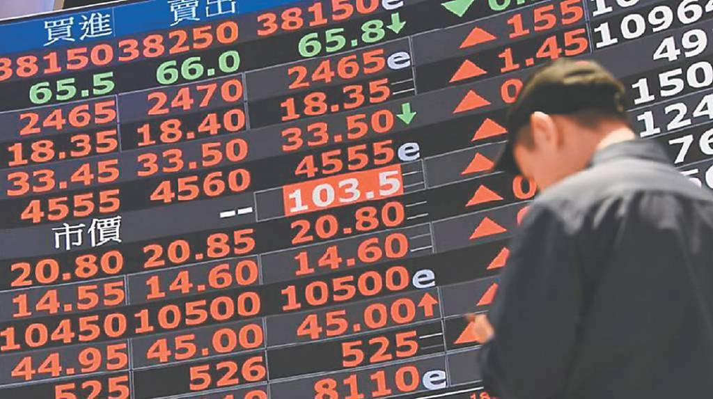 記憶體業領軍 Q2獲利看旺股 火種延燒