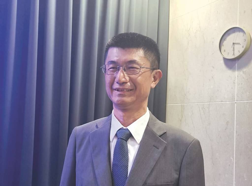 波若威營運噴發