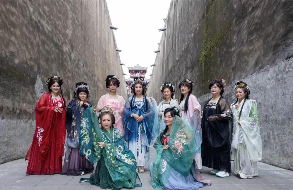 台灣妝造師前進浙江橫店 經驗碰撞擦出新火花