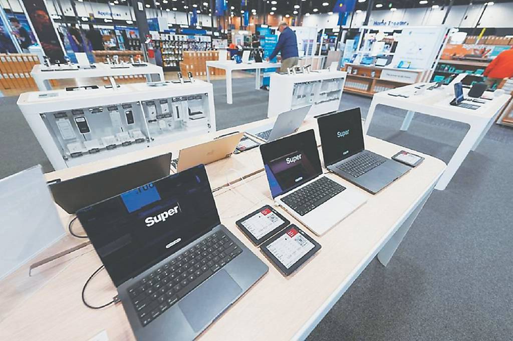亂流湧 全球PC出貨季季修正