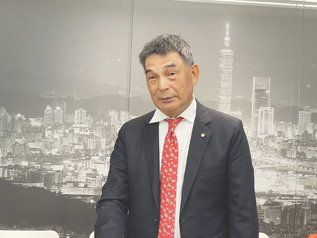 游資股轉房?顏炳立:天真活潑又可愛!