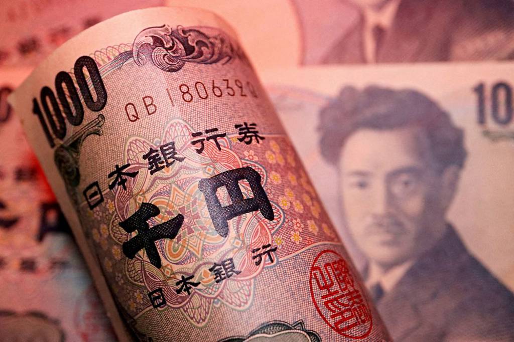 日圓急升 市場聯想官方干預