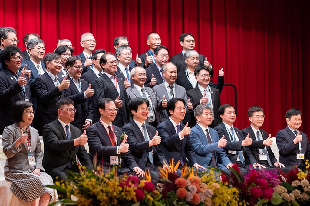 提強化口腔健康三大重點工作 賴清德:盼與牙醫界合作達成「健康台灣」目標