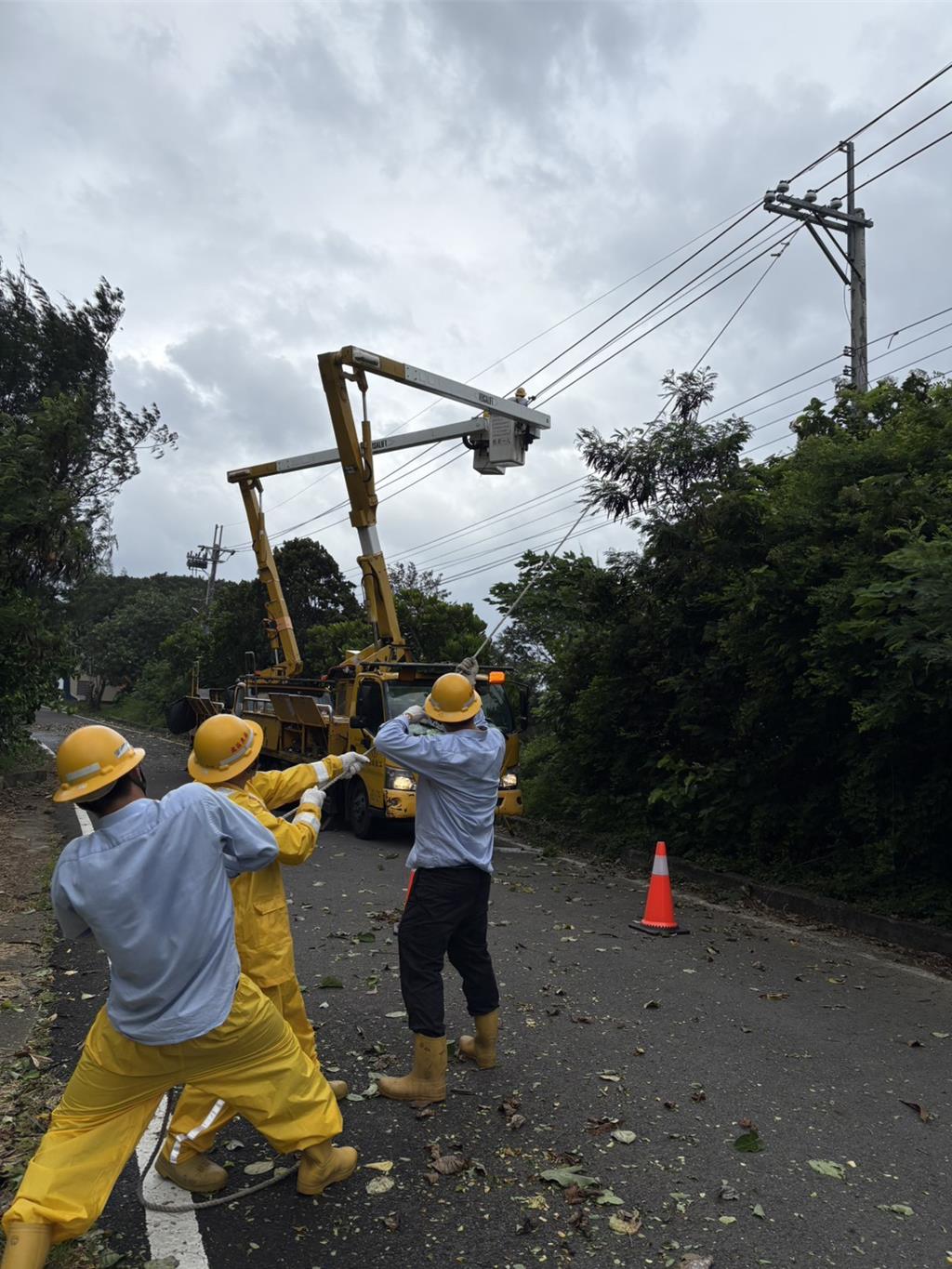 巴威颱風來勢洶洶 全台曾逾17萬戶停電
