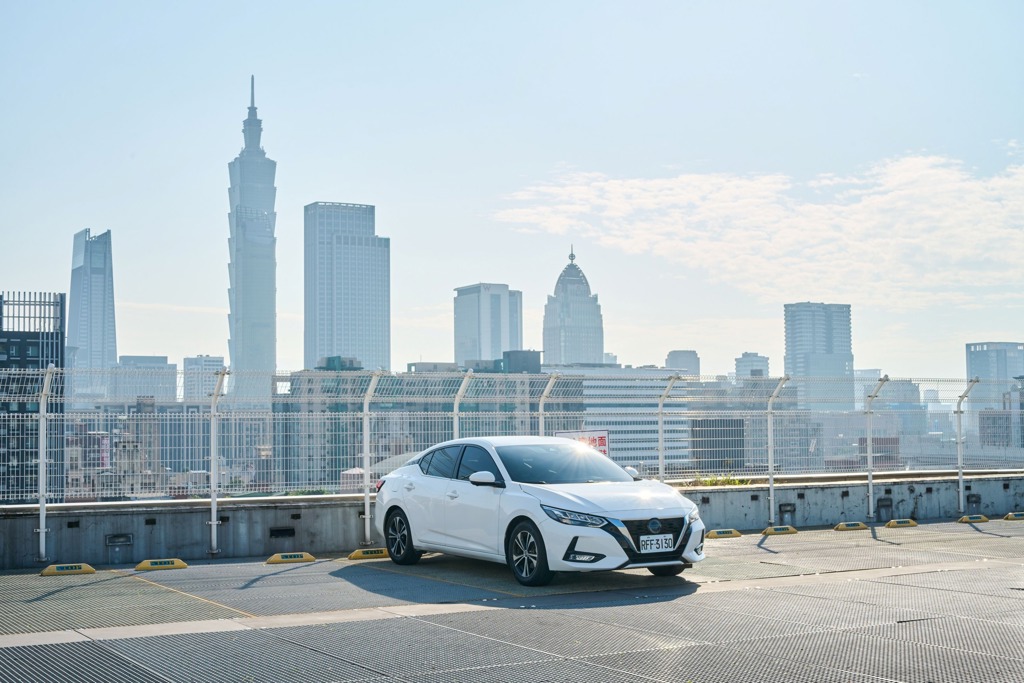 格上共享車暑期優惠登場 揪友註冊最高送萬元租車金