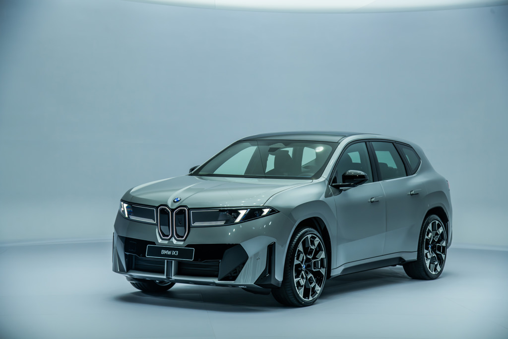 全新超豪華電動休旅BMW iX3強力預售 預定10月上市訂單已逾1200張
