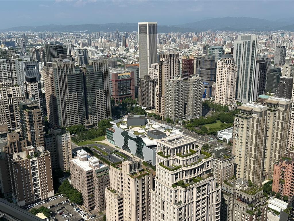 房市凍!台中H1預售屋推案金額、總戶數近腰斬