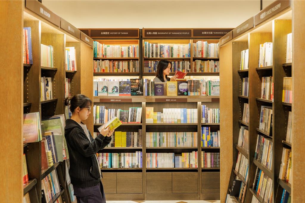 誠品書店連續不打烊10,000天!上半年松菸人流超越敦南、營收年增10%