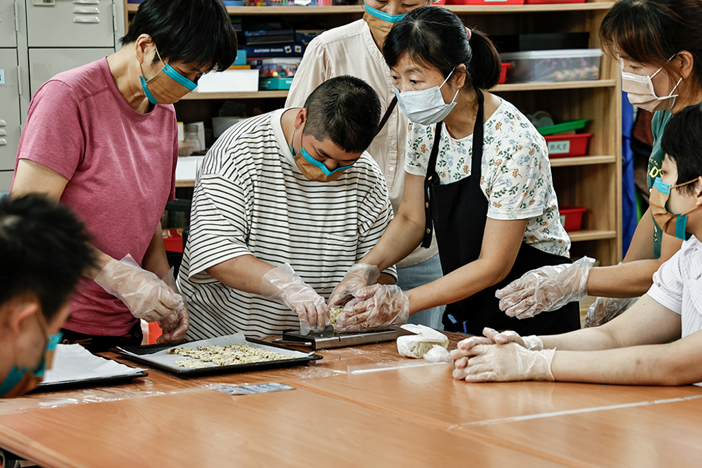 奇美食品攜手幸福基金會送暖中秋