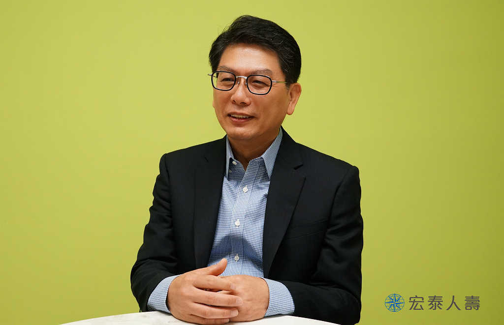 迎向AI時代 宏泰人壽推動四階段智能轉型計畫