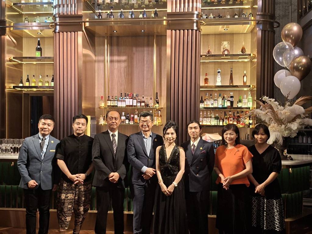 台中最有故事的飯店 OKU Hotel 歐酷酒店「城市舞台.點亮之夜」正式啟動