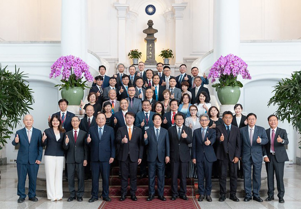 賴總統接見全國中小企業總會