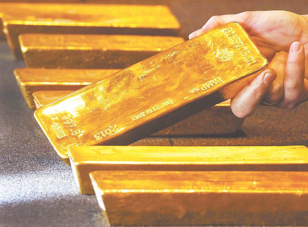 金價挑戰前高4,371美元