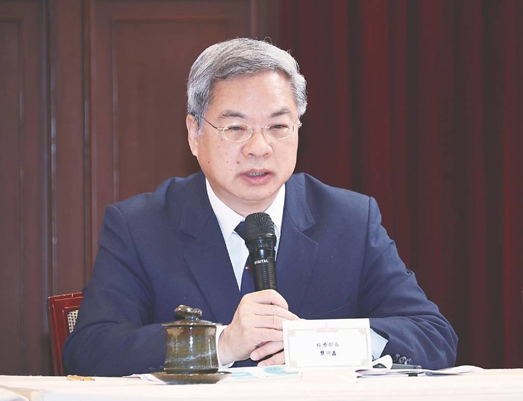 陸重機及零件遭查緝 經長龔明鑫:想開放進口要重新談判