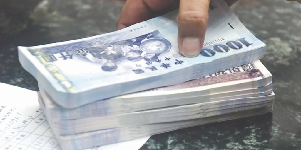 創同期最高!13家金控前七月暴賺近5,000億元 獲利概況一次看