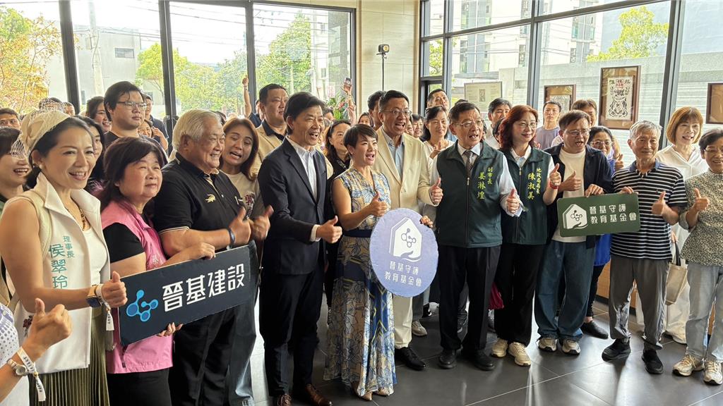 晉基啟動「晉基駐藝術」 「時間・刻印」展作品長駐社區