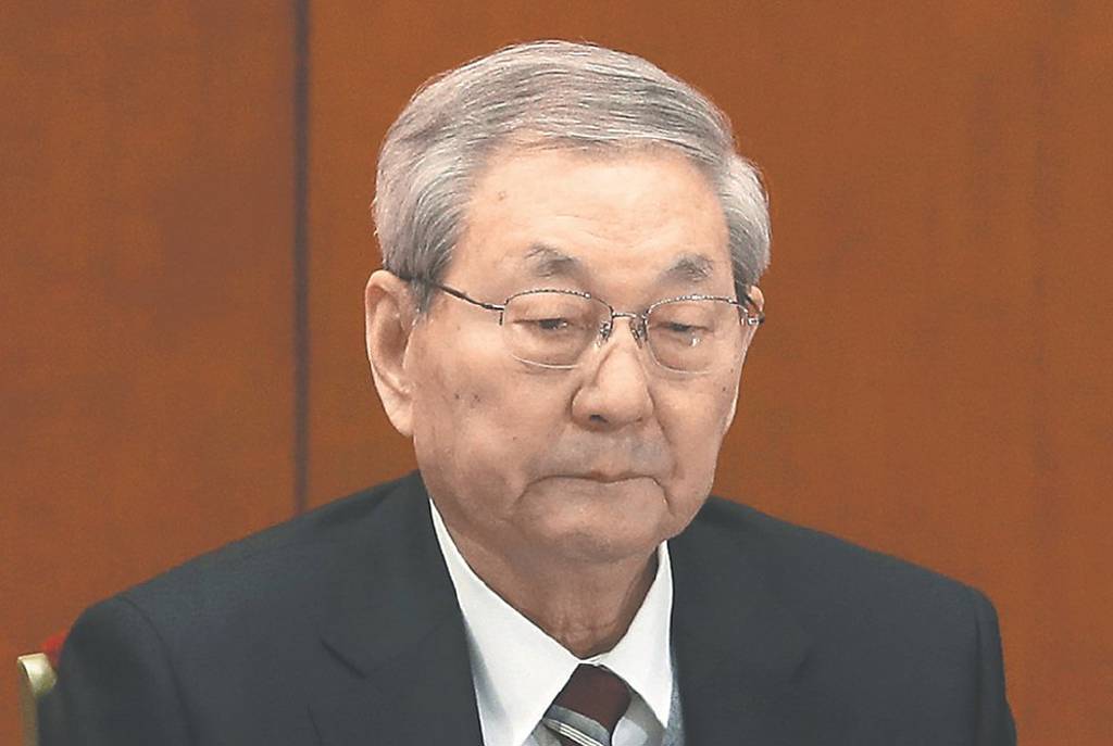 為大陸市場經濟鋪軌的鐵血總理朱鎔基