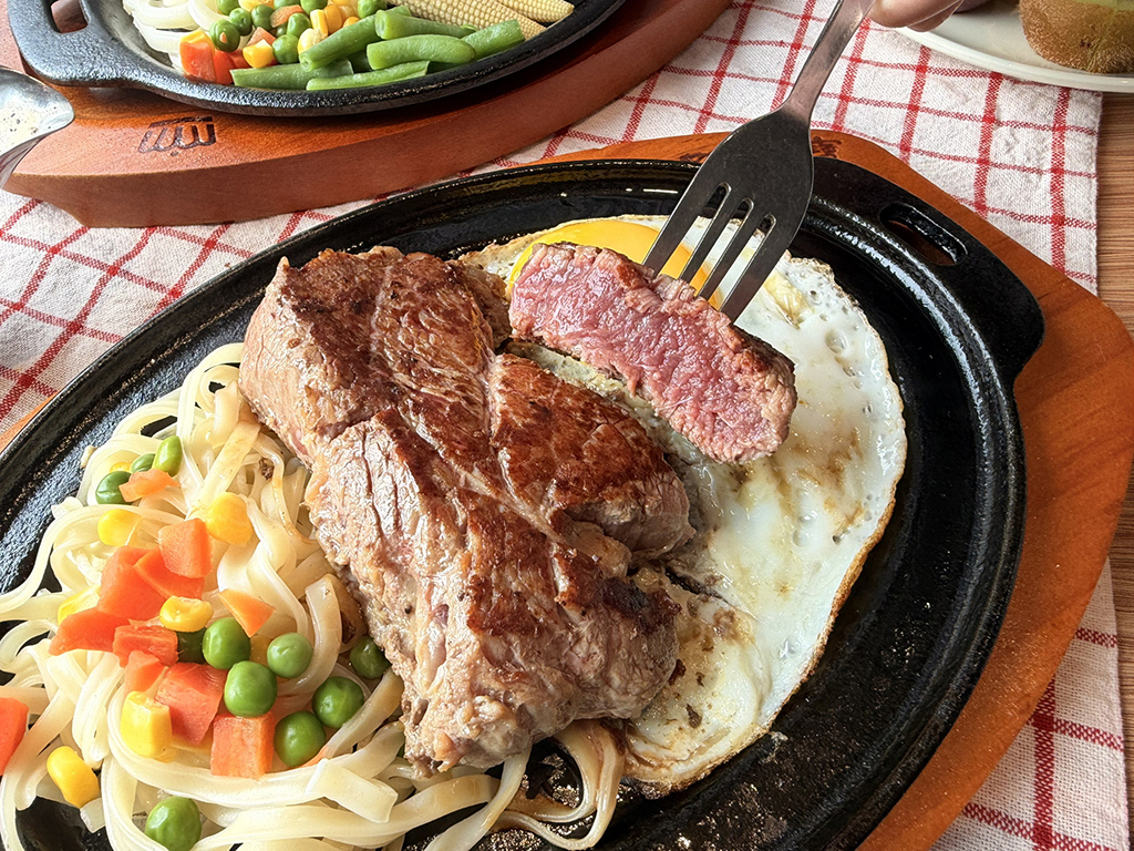 巴拉圭牛肉進軍台式牛排餐飲市場 貴族世家、孫東寶推肉食祭