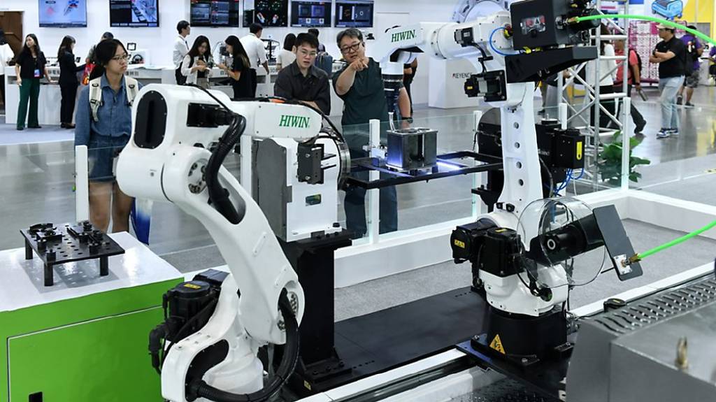 機器人展登場 機械、工具機業火力全開