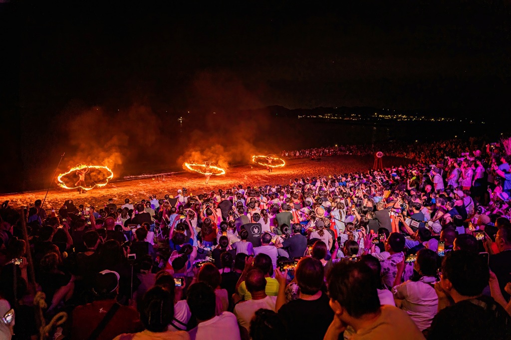 火焰、音樂、光影齊聚北海岸 「北海潮與火」8/22迎封關場
