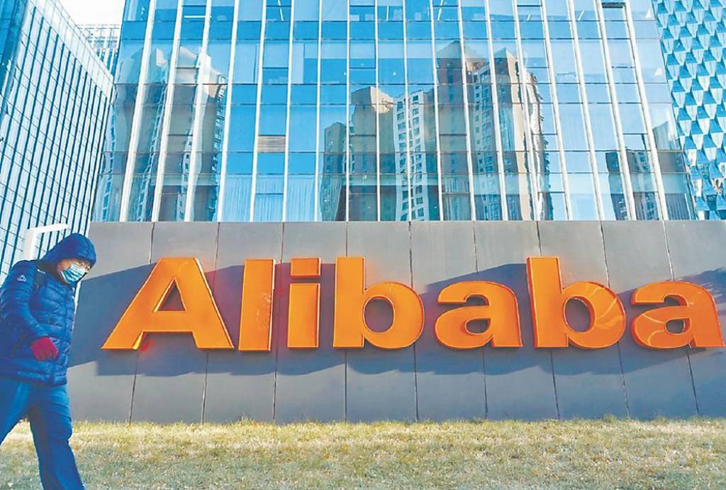蔡崇信、吳泳銘砸港幣1.2億 增持阿里股份