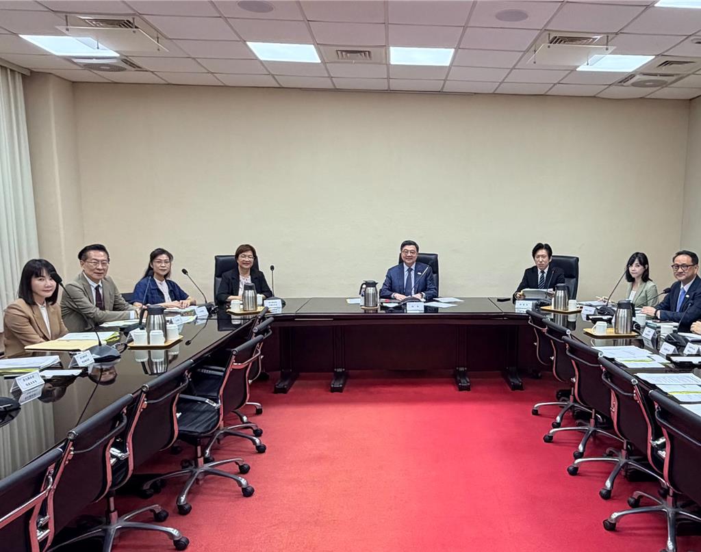 和王惠美交流地方建設 卓揆:盼合作模式有效落實均衡台灣