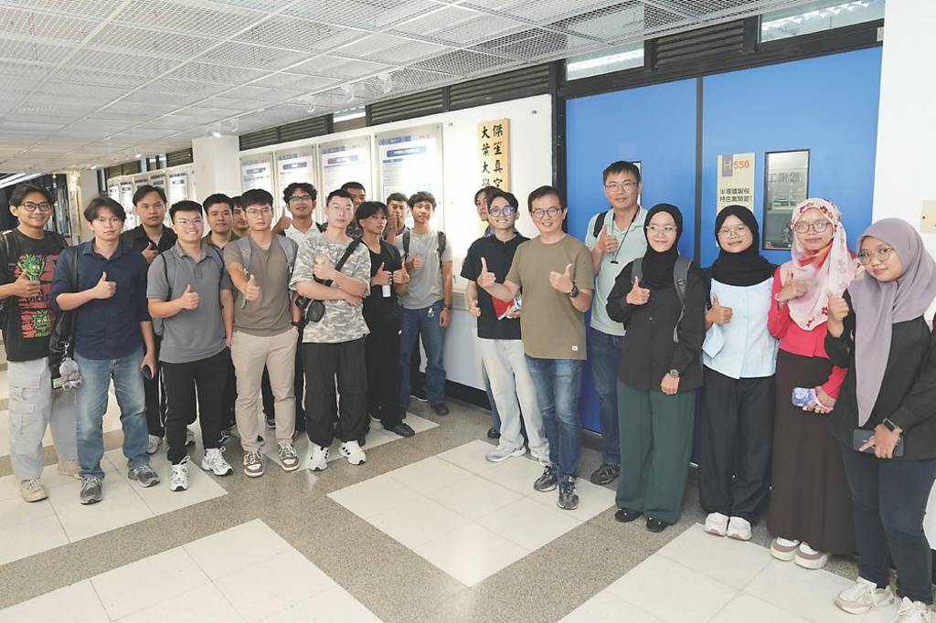 大葉大學半導體製程專班 開訓