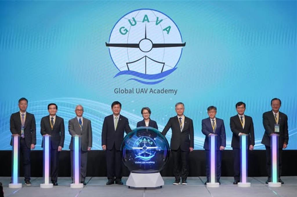 無人機國際學院成立 林佳龍:盼台灣成印太無人機供應鏈樞紐