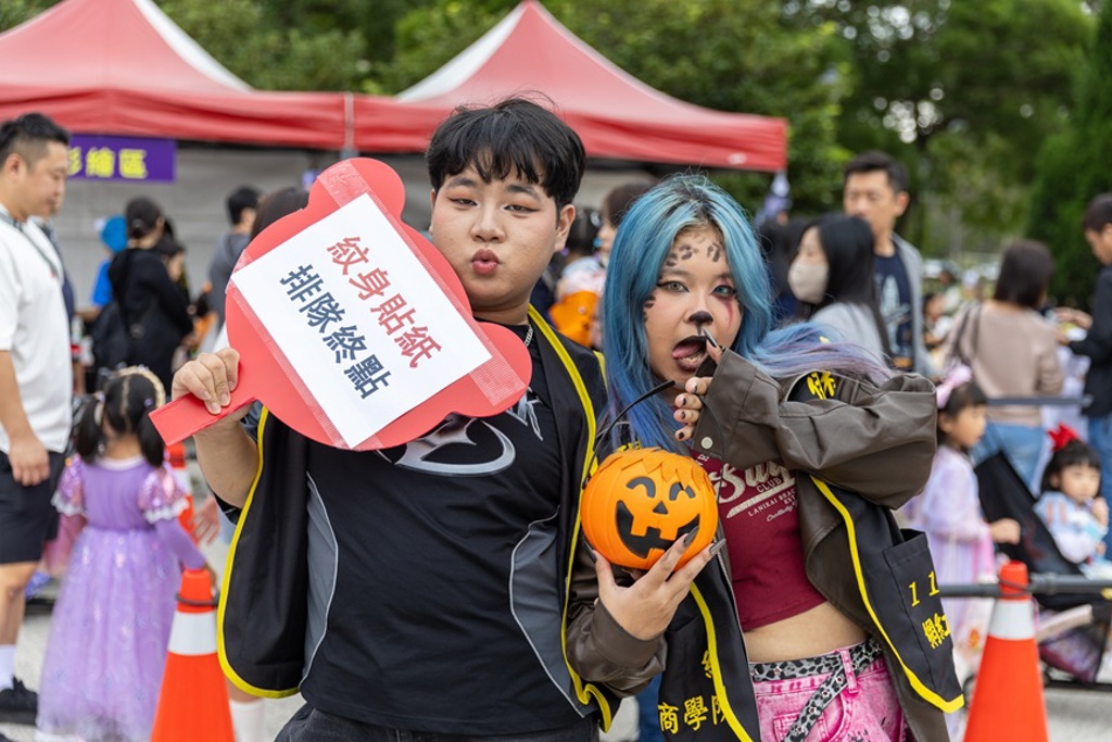 萌鬼出沒林口街頭 醒吾科大攜手社區歡慶萬聖節